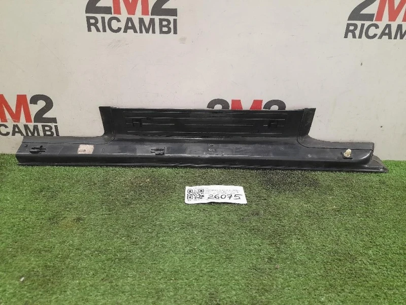 Pedana Battitacco POST DX A2516800235 POST DX Mercedes Classe R W251 2006