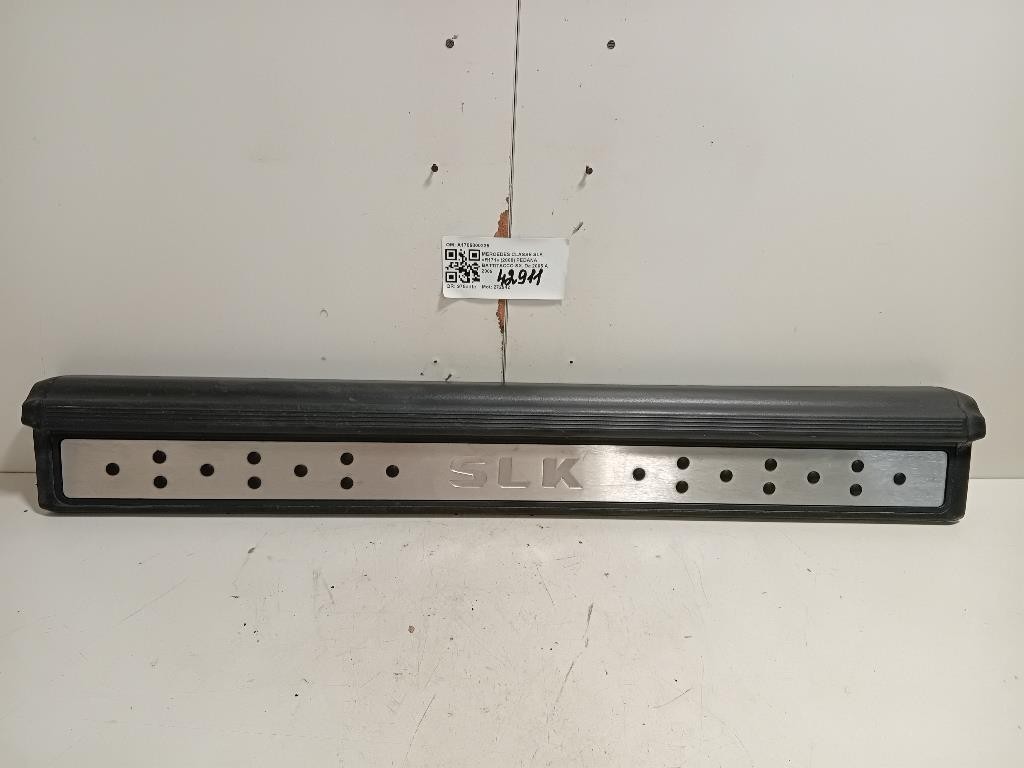 Pedana Battitacco SX A1706800235 Mercedes Classe SLK R171 2008