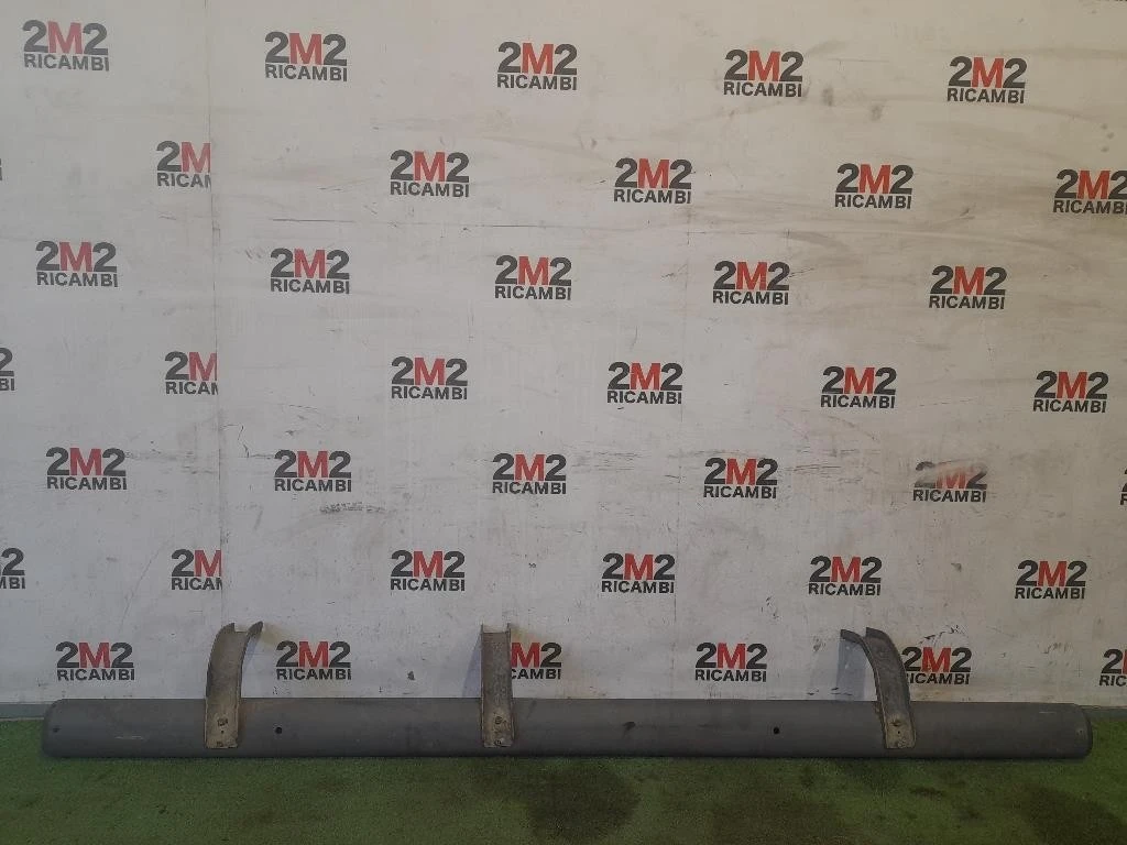 Pedana Battitacco SX Nissan Navara 2005