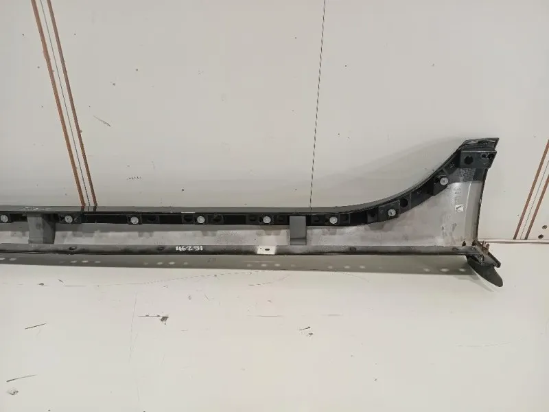 Spoiler Sottoporta DX GX7M-101D56-B Jaguar XE 2015