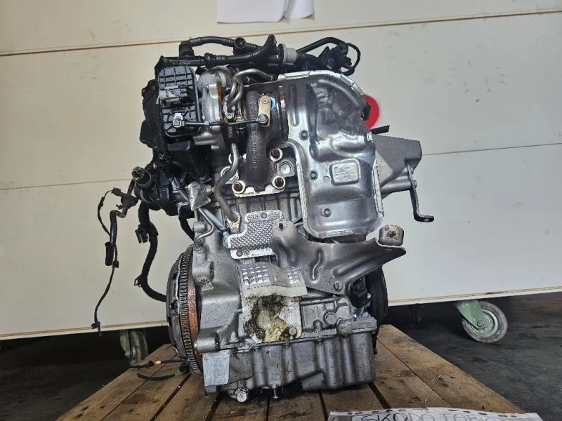 Motore Completo DKRC 110 CV 81 KW 04C100098N Skoda Fabia NJ3 2018