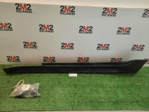 Spoiler Sottoporta SX NA4L51P51 6000621177 Fiat 124 Spider II 2016