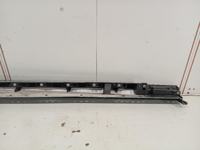 Spoiler Sottoporta SX GX7M-101D57-A Jaguar XE 2015