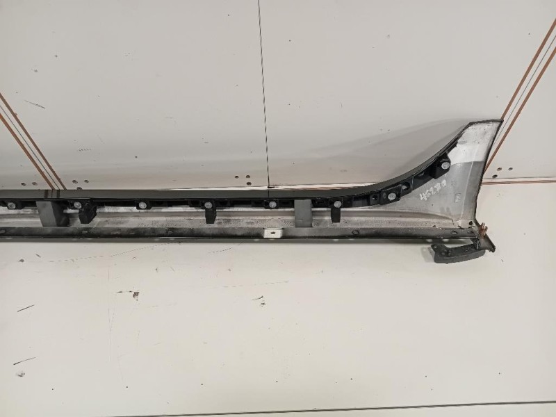 Spoiler Sottoporta SX 8X23-F10609-AC Jaguar XE 2015