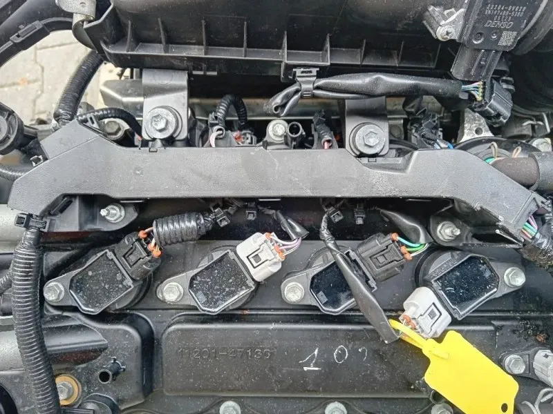 Motore Completo 1NRFE 99 CV 73 KW Toyota Yaris IV 2014