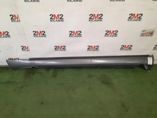 Spoiler Sottoporta SX A1246902340 Mercedes Classe E W124 1985