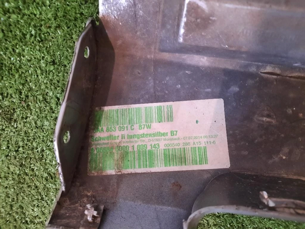 Spoiler Sottoporta SX 3AA853091CGRU Volkswagen Passat VI 2011