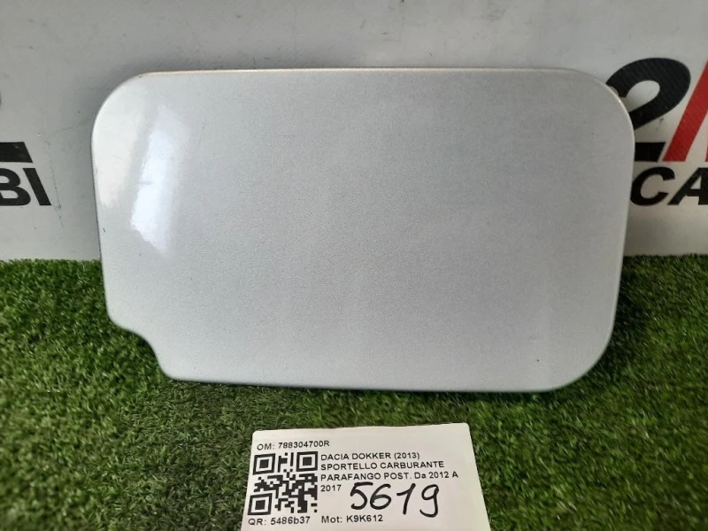 Sportello Carburante Parafango POST 788304700R Dacia Dokker 2013