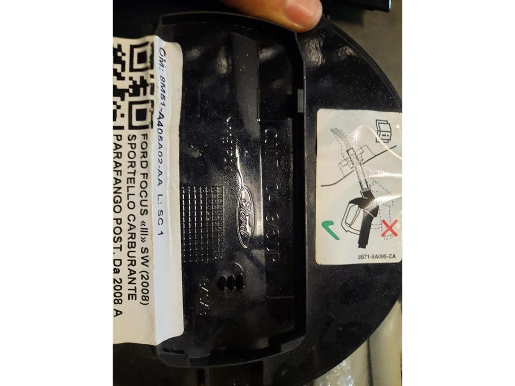 Sportello Carburante Parafango POST C307MCA 35DR Ford Focus III SW 2008