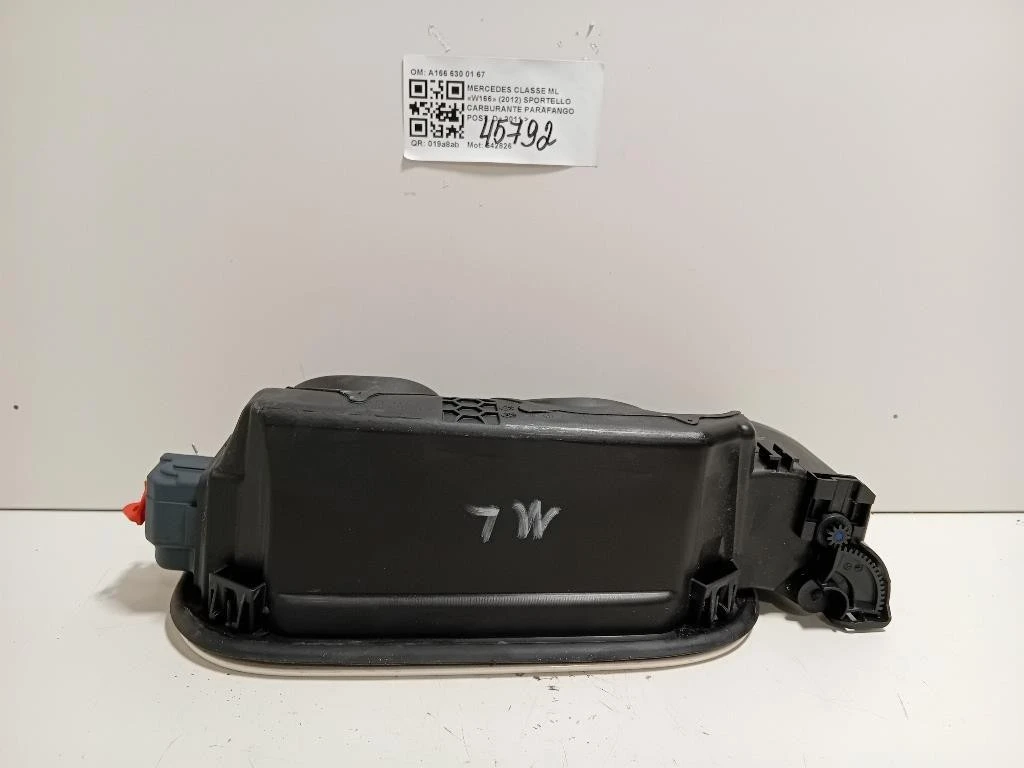 Sportello Carburante Parafango POST A166 630 01 67 Mercedes Classe ML W166 2012