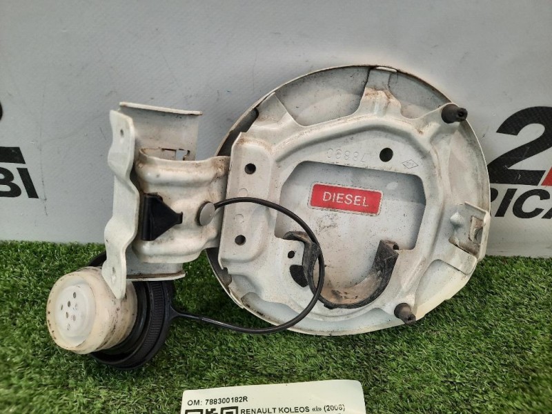 Sportello Carburante Parafango POST 788300182R Renault Koleos I 2008