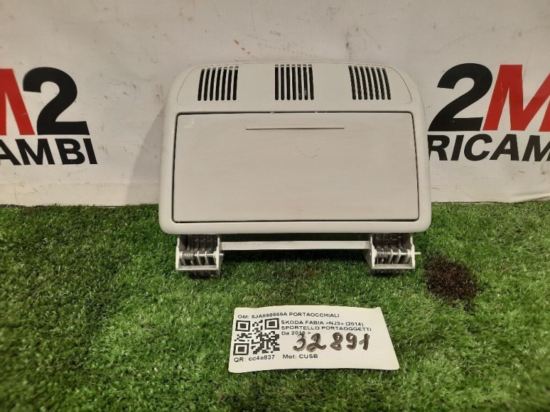 Sportello Portaoggetti 5JA868565A PORTAOCCHIALI Skoda Fabia NJ3 2014
