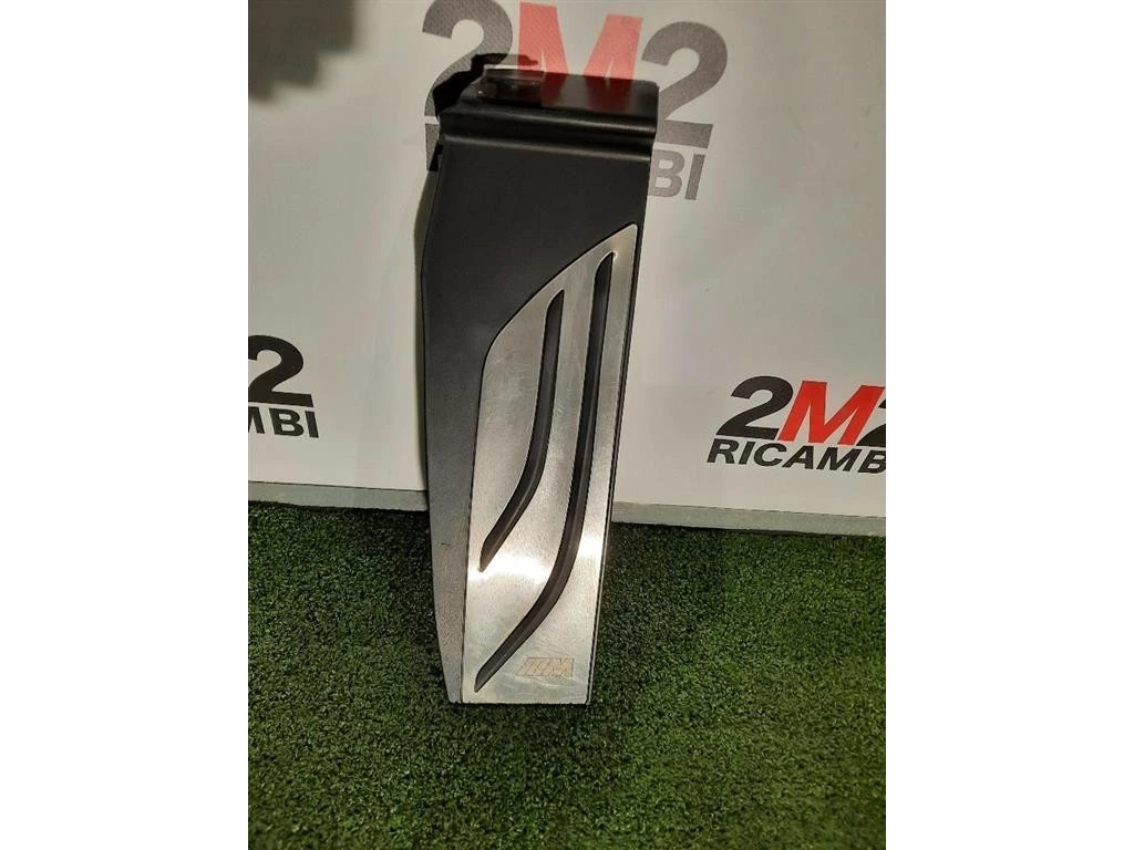 Poggiapiede LATO Guida 51478053899 Bmw Serie 3 F30 Berlina 2015