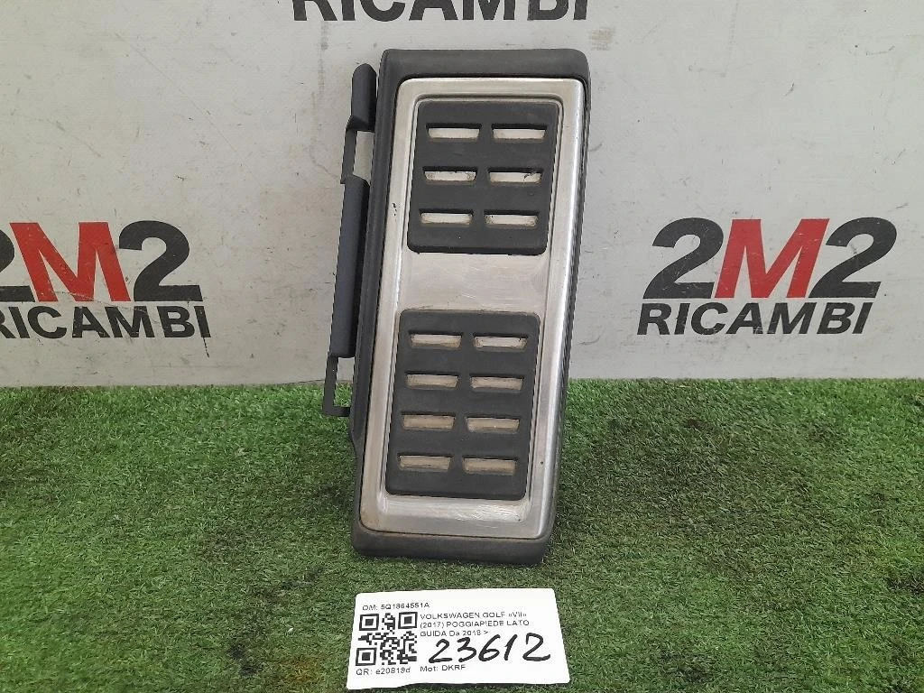 Poggiapiede LATO Guida 5Q1864551A Volkswagen GOLF VII 2017