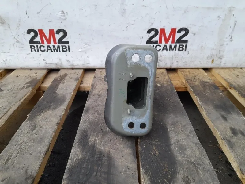 Staffa Assorbitore Traversa Paraurti ANT DX 570130D041 DX Toyota Yaris IV 2014