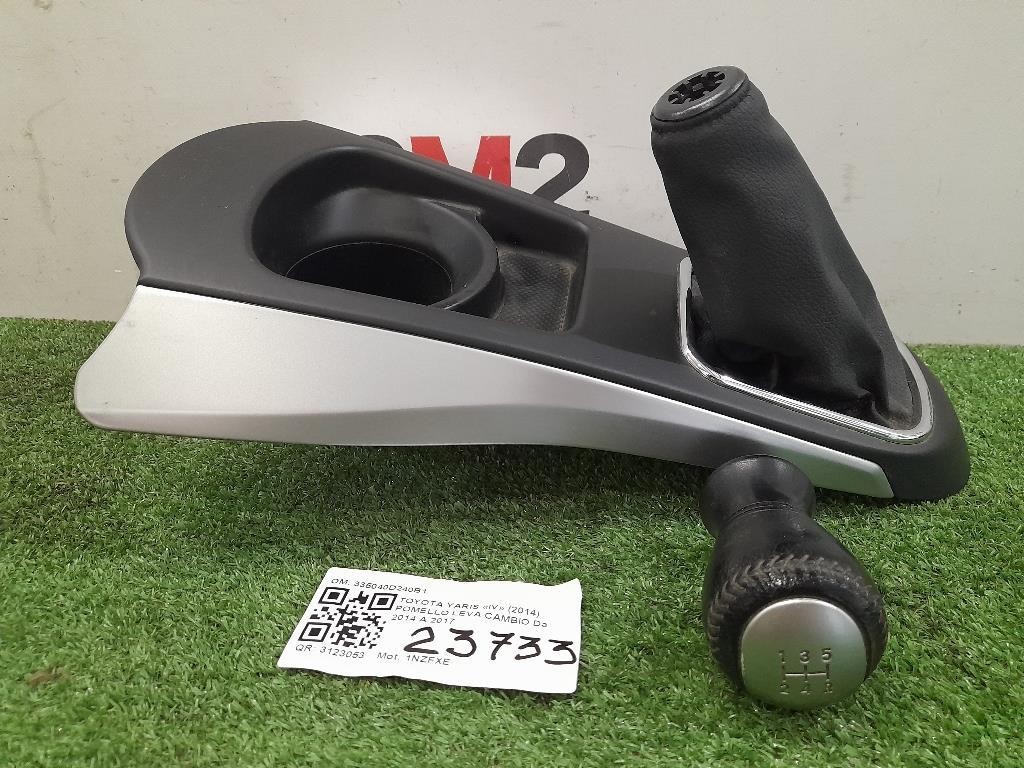 Pomello LEVA Cambio 335040D240B1 Toyota Yaris IV 2014