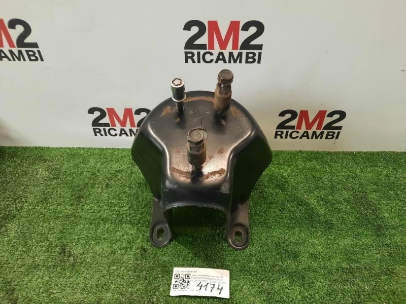 Staffa Fissaggio Ruota Scorta POST K5HF06RXFAK Jeep Cherokee III 2002