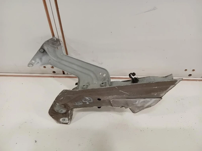 Staffa Laterale Rivestimento Frontale ANT DX 8R0 821 136 Audi Q5 8RB 2012