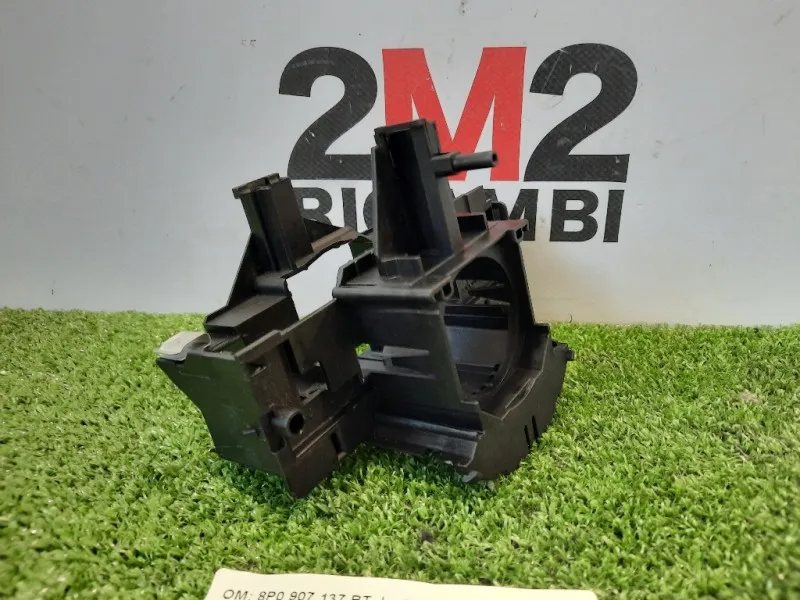 Staffa Sostegno Cruscotto SX 8P0 907 137 BT Audi A3 8P1 2008