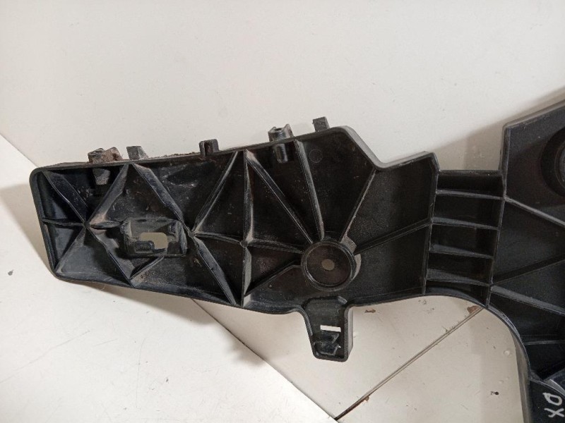 Staffa Sostegno Estparaurti POST DX 4K9 807 454 Audi A6 4GD Avant 2016