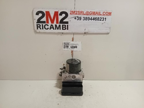 Staffa Sostegno Estparaurti POST DX 525750D460 DX Toyota Yaris IV 2017