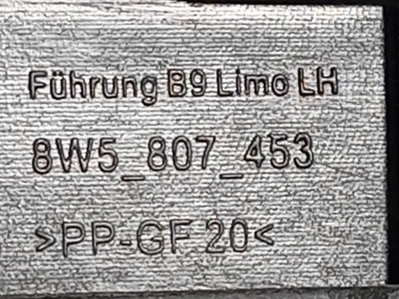 Staffa Sostegno Estparaurti POST SX 8W9 807 453 SX Audi A4 8W5 Avant 2015