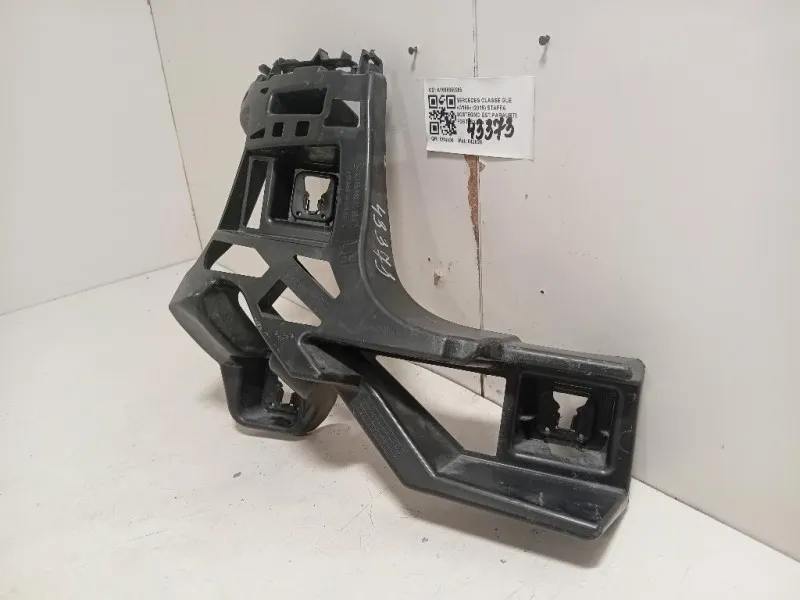 Staffa Sostegno Estparaurti POST SX A1668850265 Mercedes Classe GLE W166 2015