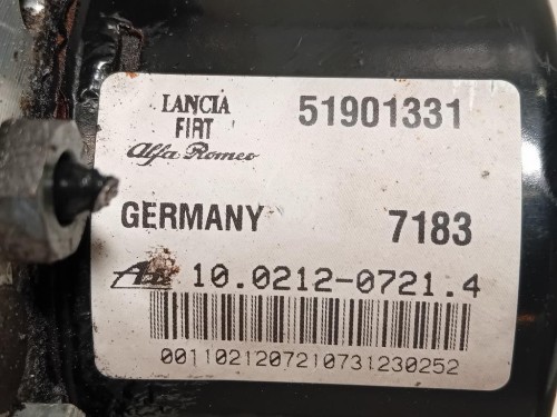 Staffa Sostegno Estparaurti POST SX 9685552577 SX Peugeot 3008 I 2009