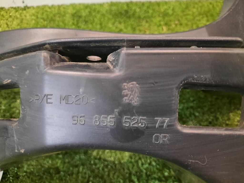 Staffa Sostegno Estparaurti POST SX 9685552577 SX Peugeot 3008 I 2009