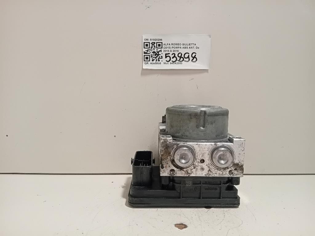 Staffa Sostegno Estparaurti POST SX 583980D020 Toyota Yaris IV 2014