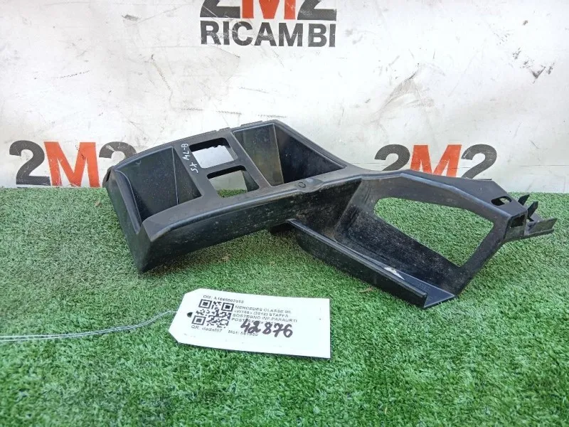 Staffa Sostegno Infparaurti POST SX A1668803303 Mercedes Classe ML W166 2012