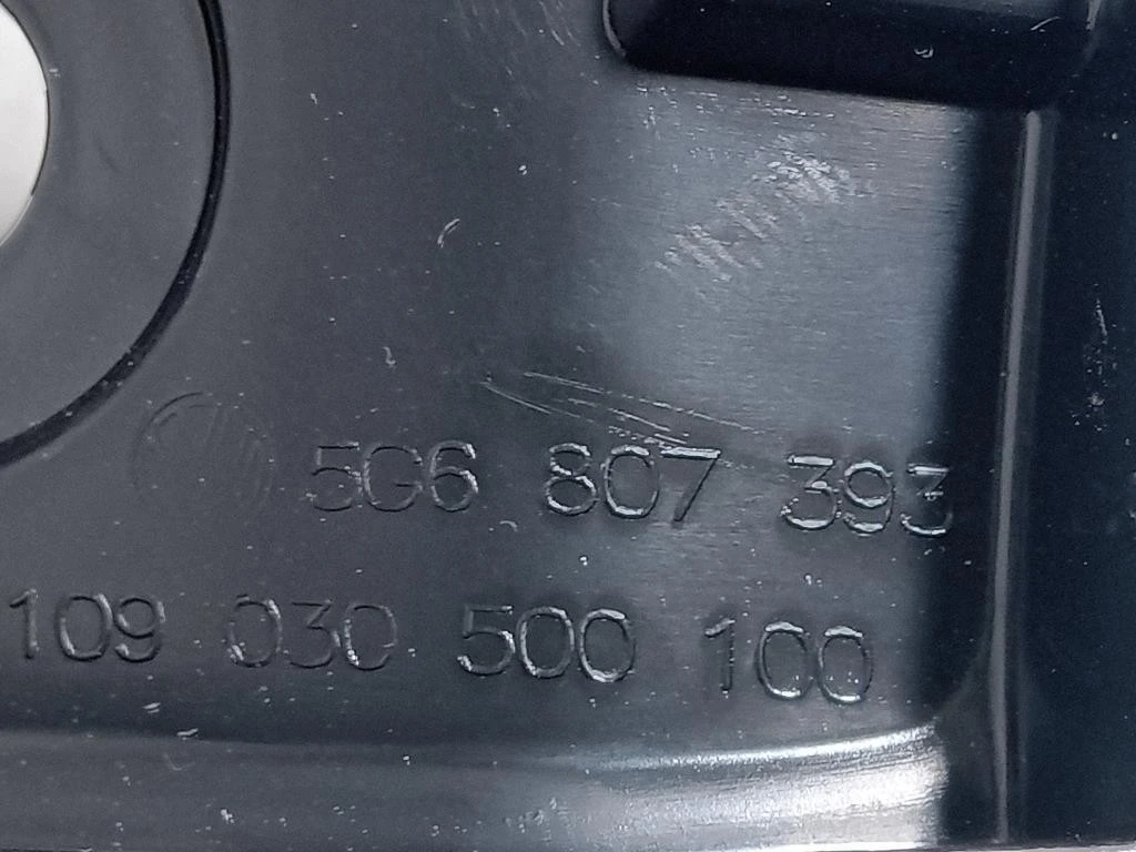 Staffa Sostegno Infparaurti POST SX 5G6807393 Volkswagen GOLF VII 2013