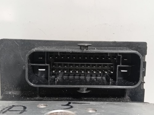 Staffa Sostegno Intparaurti POST SX 4B5807453A Audi A6 4B 1997
