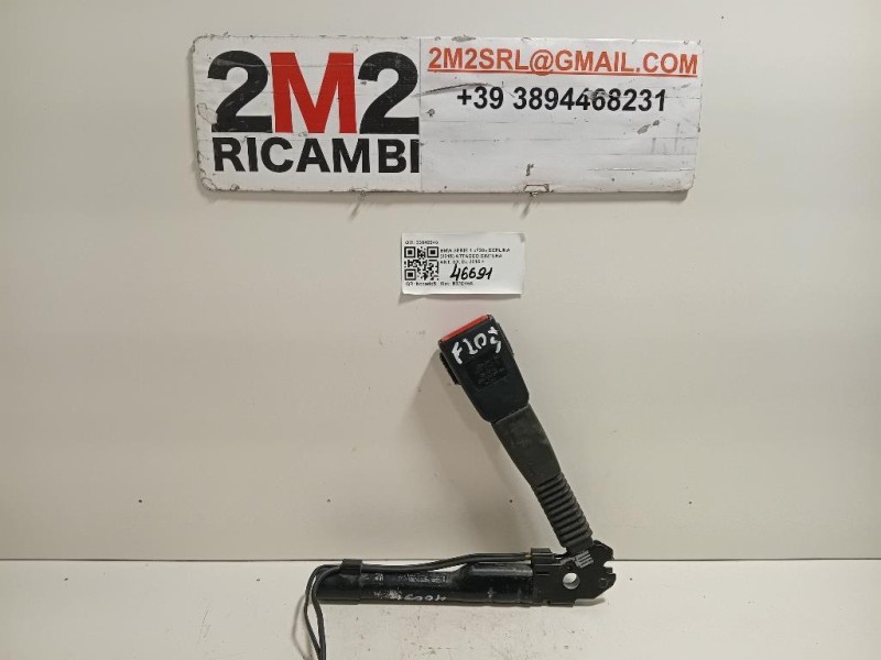 Attacco Cintura ANT SX 34050060A Bmw Serie 1 E81 Berlina 2005