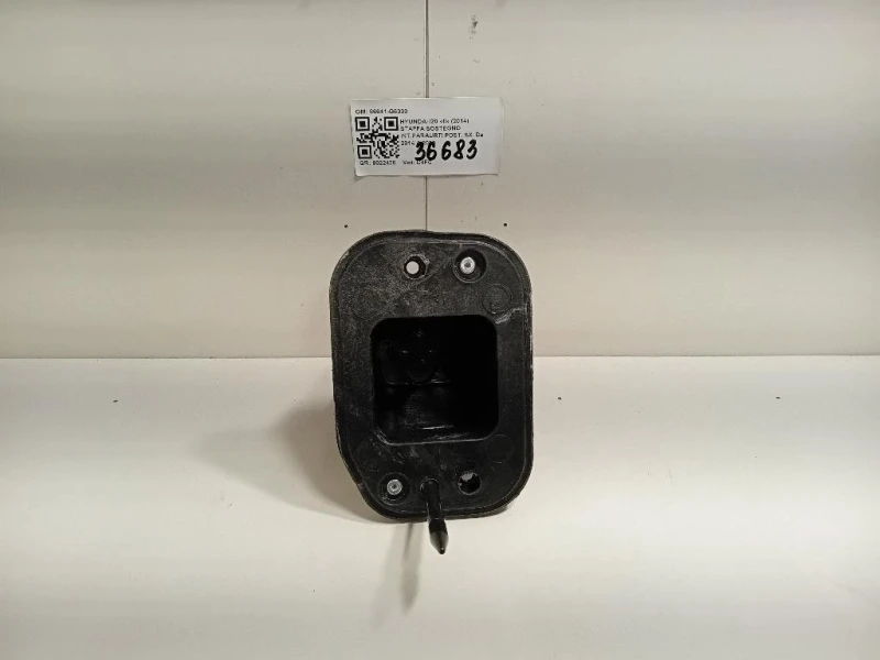 Staffa Sostegno Intparaurti POST SX 86641-G6000 Hyundai I20 II 2014