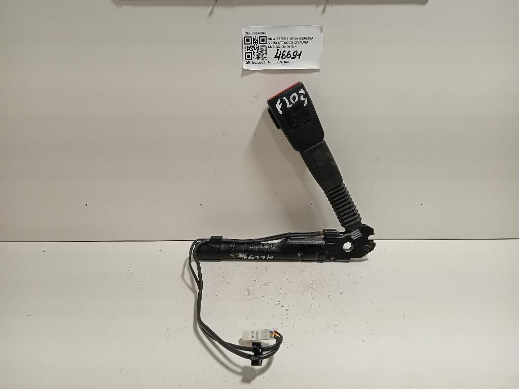 Attacco Cintura ANT SX 72117213563 SX Bmw Serie 1 E87 Berlina 2005