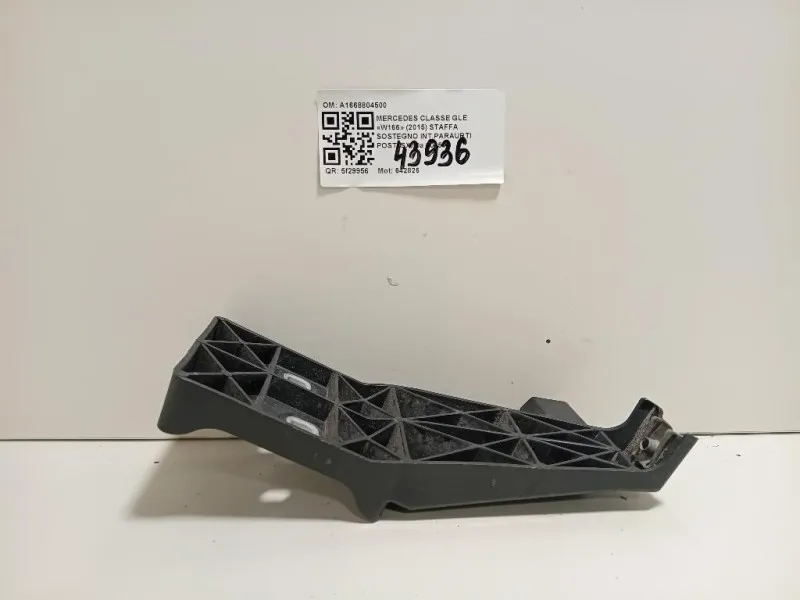 Staffa Sostegno Intparaurti POST SX A1668804500 Mercedes Classe GLE W166 2015