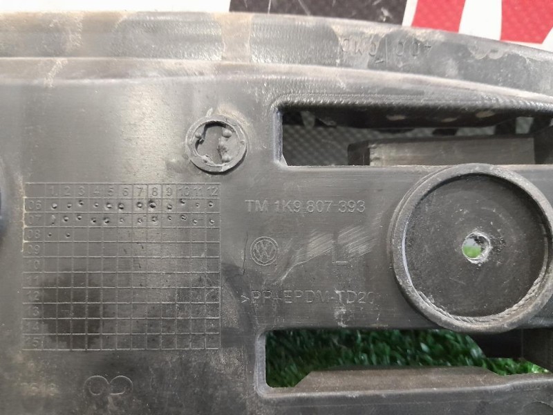 Staffa Sostegno Intparaurti POST SX 1K9807393 Volkswagen GOLF V Variant 2007