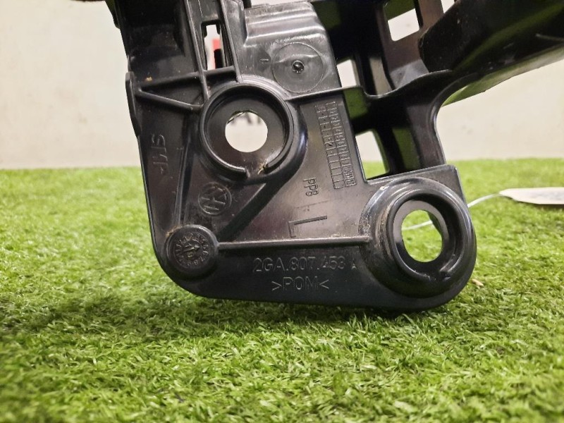 Staffa Sostegno Intparaurti POST SX 2GA807453A Volkswagen T-roc 2017