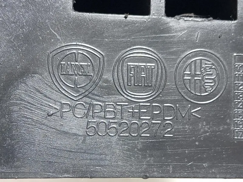 Staffa Sostegno Paraurti ANT DX 50520272 Alfa Romeo Giulietta 2013