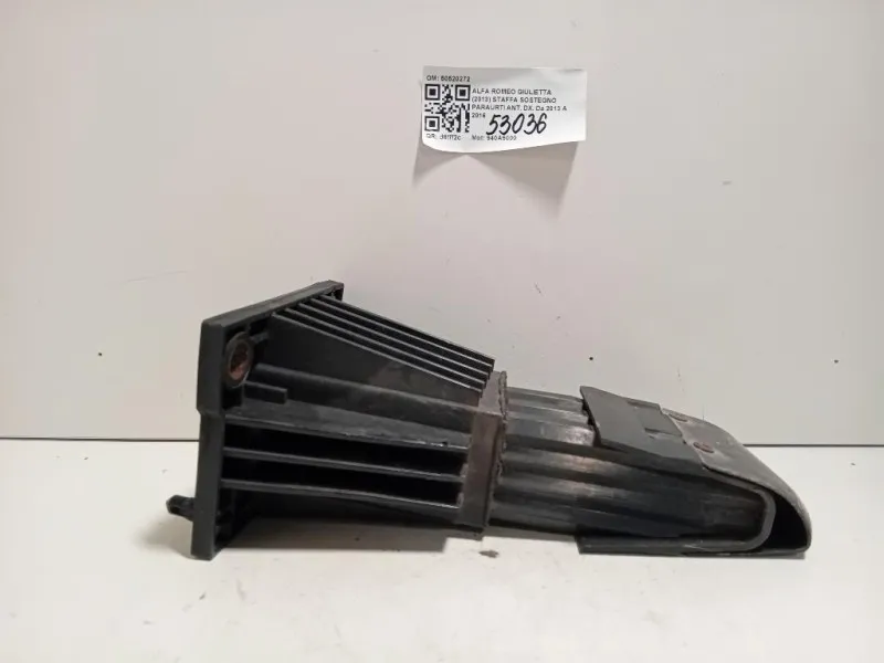 Staffa Sostegno Paraurti ANT DX 50520272 Alfa Romeo Giulietta 2013