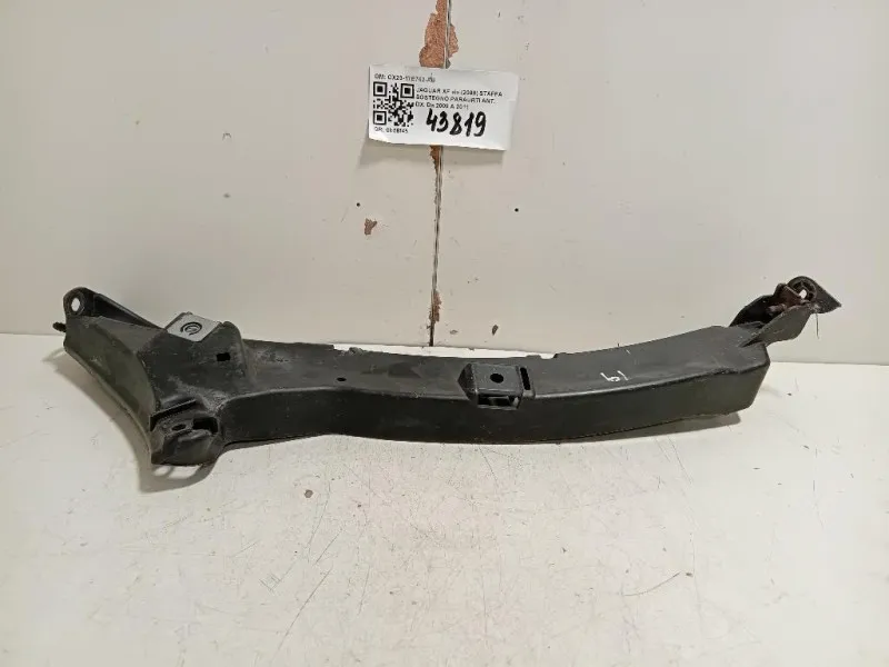 Staffa Sostegno Paraurti ANT DX CX23-17E762-AB Jaguar XF I 2008
