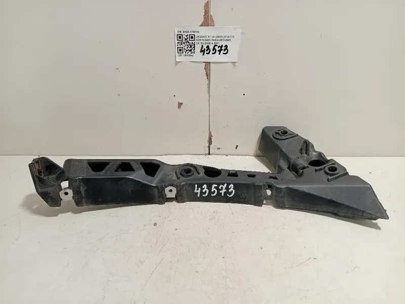 Staffa Sostegno Paraurti ANT DX 8X23-17B749 Jaguar XF I 2008