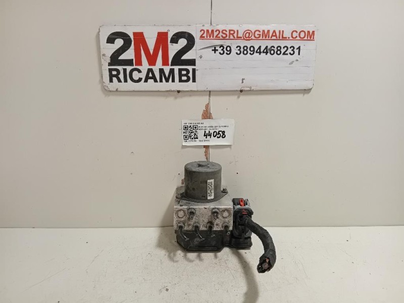 Staffa Sostegno Paraurti ANT DX 8X23-17B749 Jaguar XF I 2008