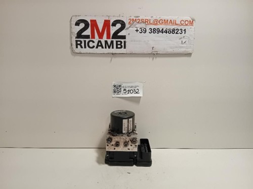 Staffa Sostegno Paraurti ANT DX 9815337580 DX Peugeot 3008 II 2016