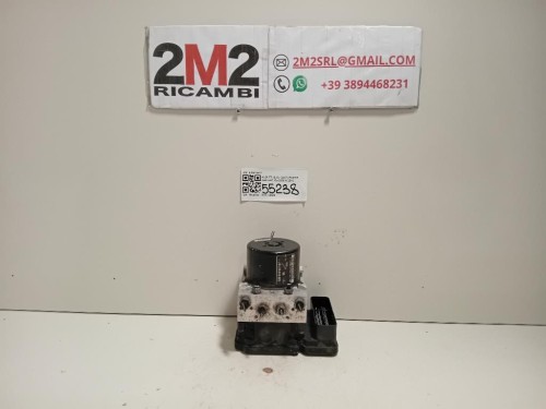Staffa Sostegno Paraurti ANT DX 525350D090 Toyota Yaris IV 2012
