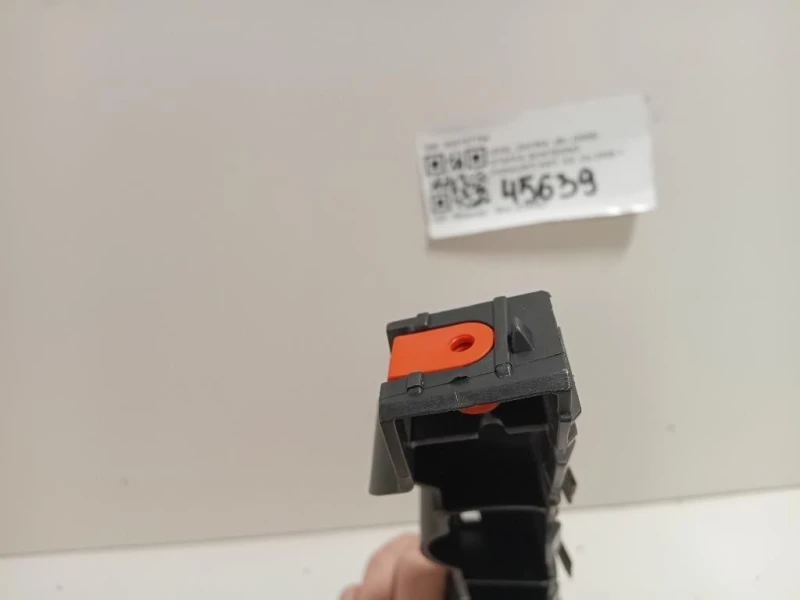 Staffa Sostegno Paraurti ANT SX 000137794 Opel Zafira B 2005