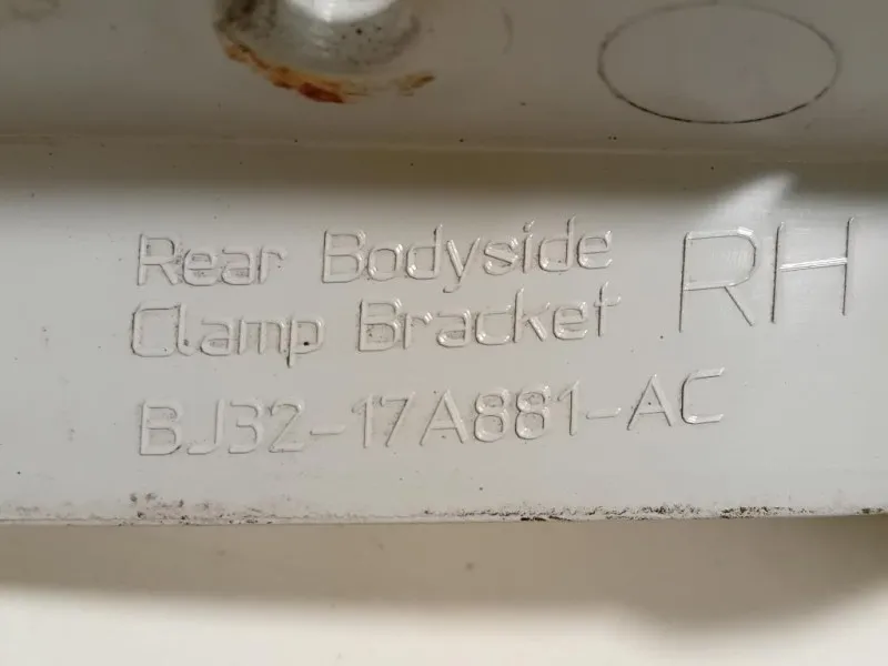 Staffa Sostegno Supparaurti POST DX BJ32-17A881-AC Land Rover Range Rover Evoque I 2011