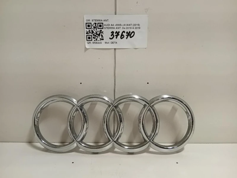 Stemma ANT 8T08536052ZZ Audi A4 8W5 Avant 2015
