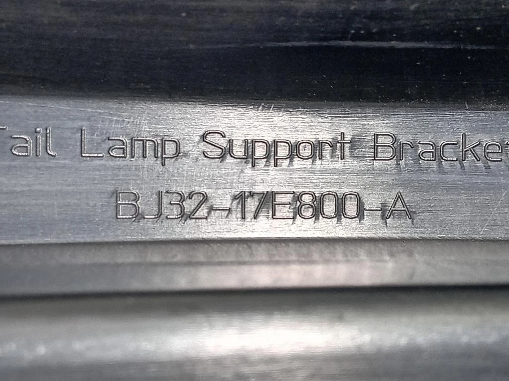 Supporto Fanale POST DX BJ32-17E800-A Land Rover Range Rover Evoque I 2011